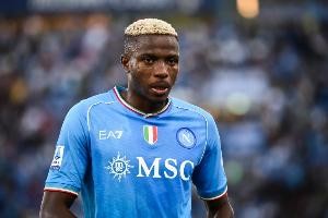 意媒：加拉塔萨雷已向奥斯梅恩提供一份5年合同，年薪约2000万欧