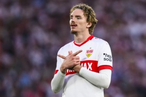 跟队记者：拜仁应该放弃沃尔特马德，斯图加特7500万欧的要价太高