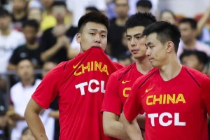 方硕：希望赵睿为球队付出更多力量，球迷：你少上点比啥都强